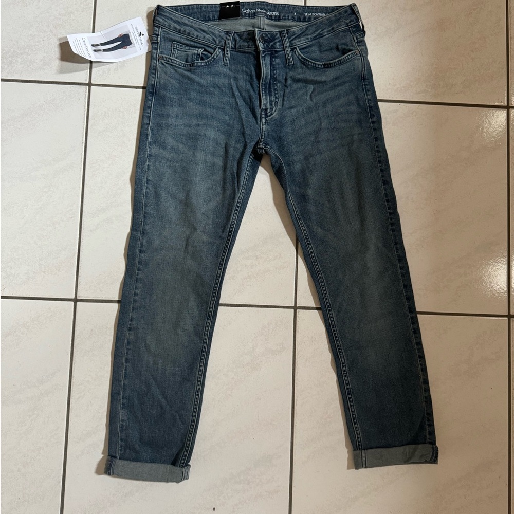 Calvin Klein stretch slim boyfriend Jeans. New. Size: 4
